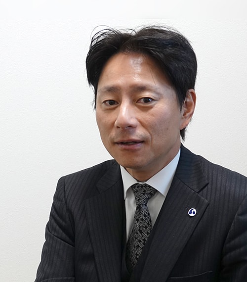 代表取締役